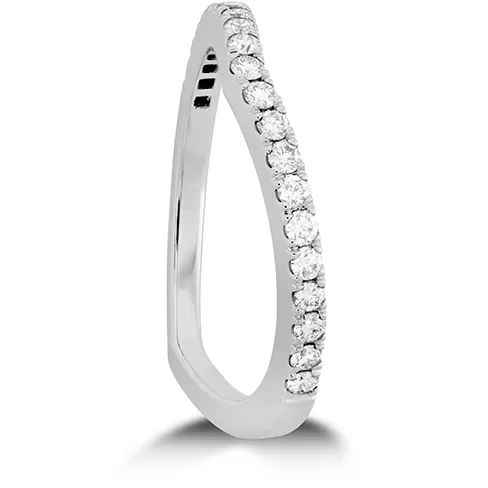 Hearts On Fire Destiny Pointed Diamond Band