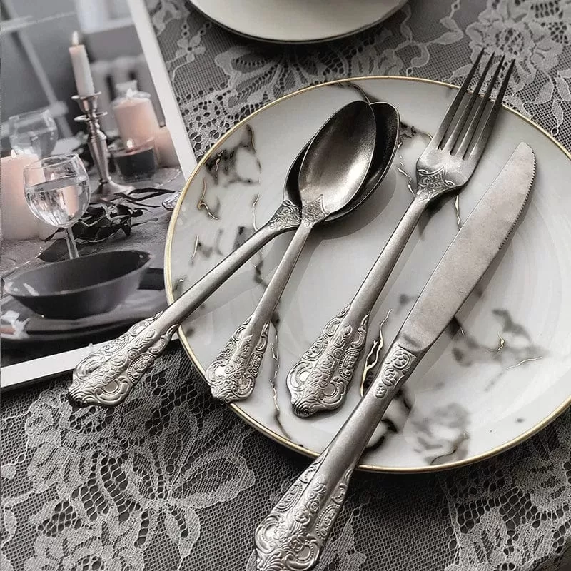 Heirloom Dining Dinnerware Set