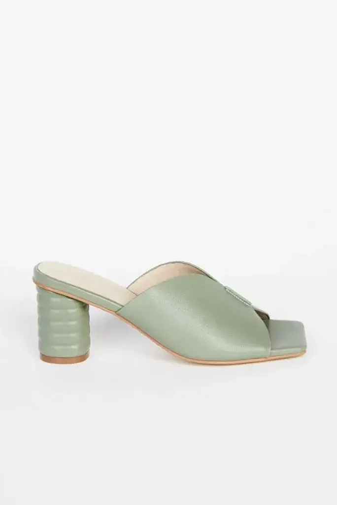 INTENTIONALLY BLANK KAMIKA SHOE, BLACK OR SAGE