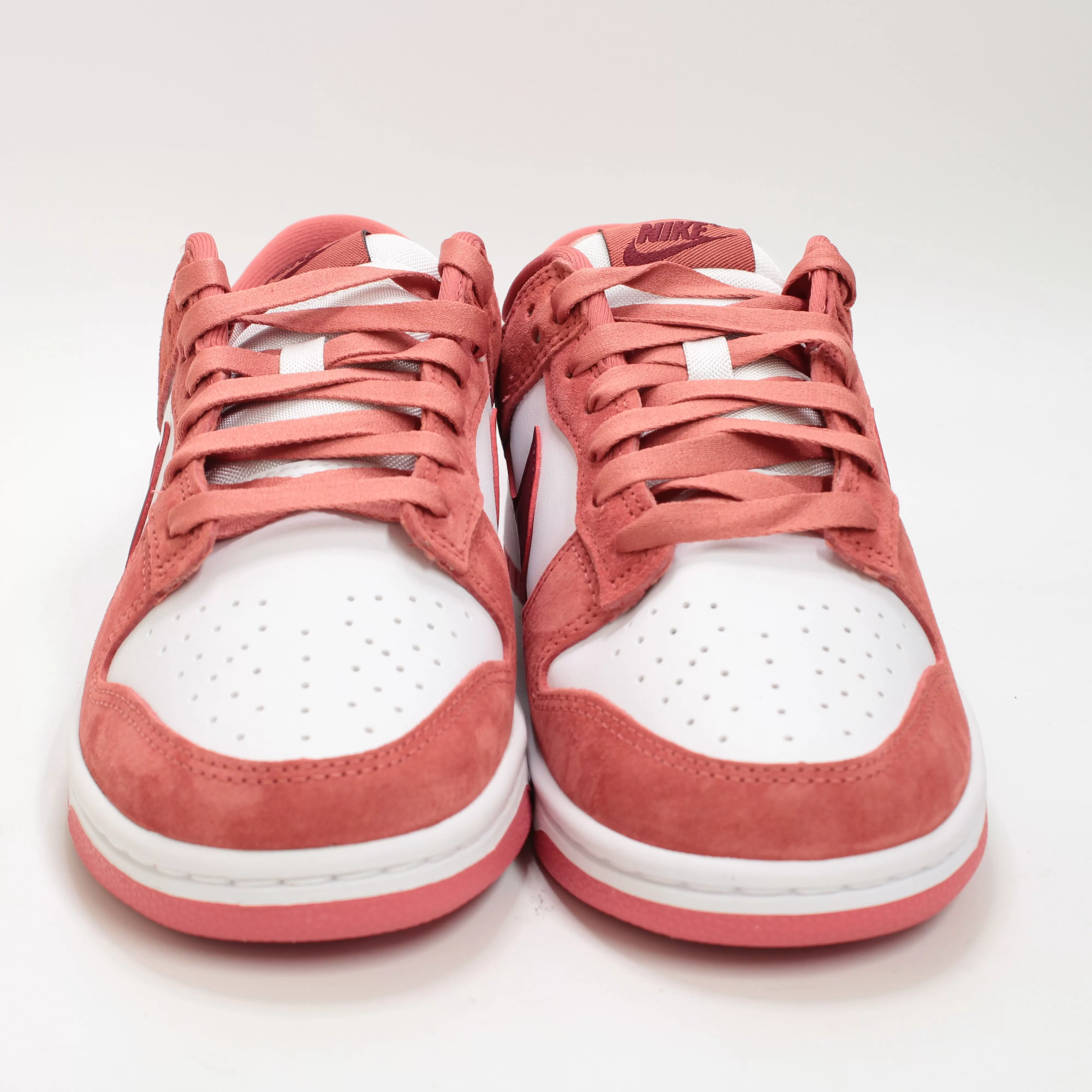 Nike Dunk Low Trainers White Teram Red Dragon Red