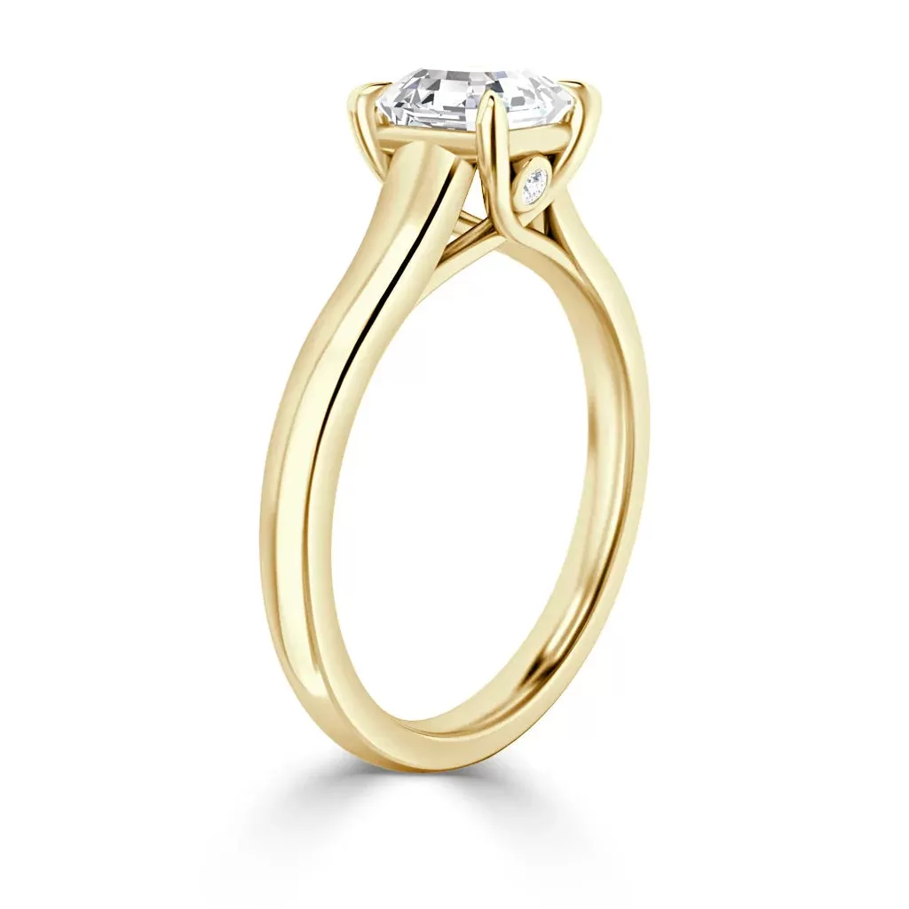 Sara - 18ct Yellow Gold - Radiant