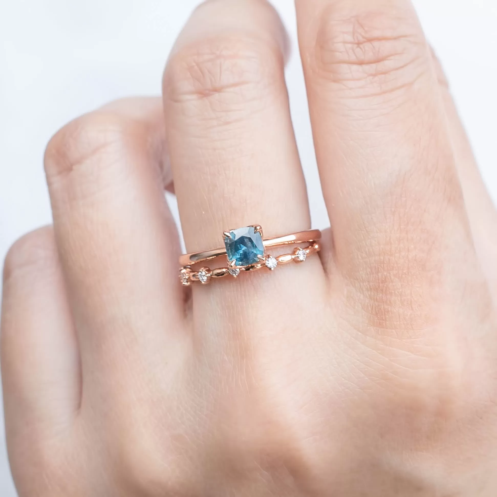 Sara Ring 5mm 0.60ct Teal Blue Montana Sapphire, 14k rose gold